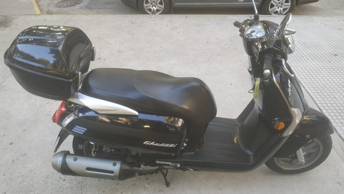 Scooter Kymco Like 200. (2018. Km 7272)