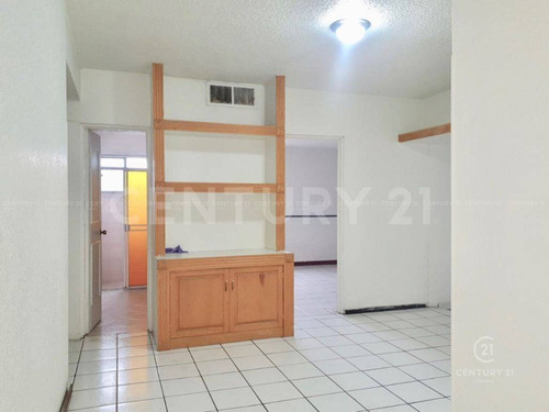 Imagen 4 de 10 de Casa En Renta En Parques De San Felipe