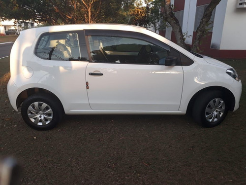 Volkswagen Up! 2015 1.0 Take 3p
