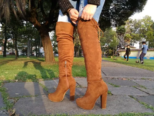 Botas largas deals