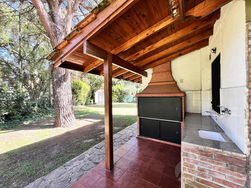 Venta Casa Con Parque Y Piscina- Parque Leloir