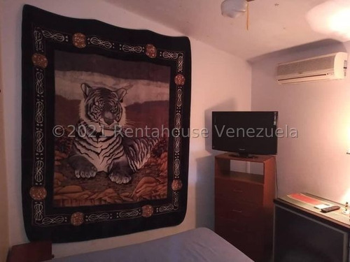 Imagen 8 de 22 de Casa En Venta Urb El Castaño, Maracay 23-8387 Hc