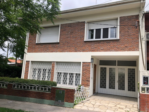 Casa Venta 4 Ambientes San Isidro