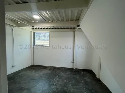 Local En Venta El Rosal Abm
