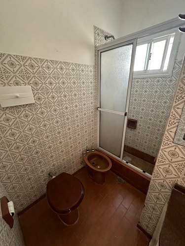 Venta Departamento De 2 Ambientes En Carapachay