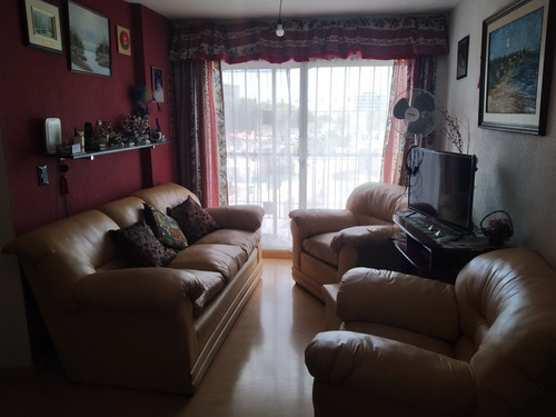 Apartamento Tres Dormitorios En Prado