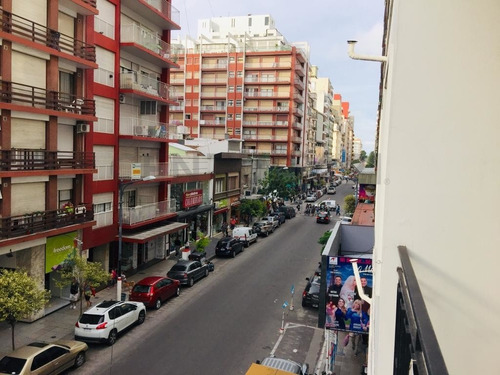 Imagen 4 de 12 de Departamento 1 Ambiente A La Calle