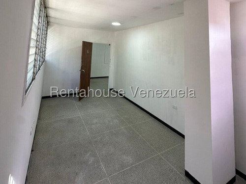 Planta Industrial En Alquiler, La Urbina - Marigreys Blanco - #25-21986