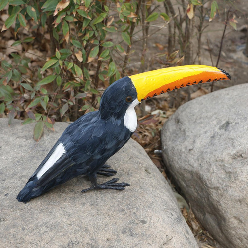 Tucán De Pájaro De Pluma Realista Hecho A Mano Para