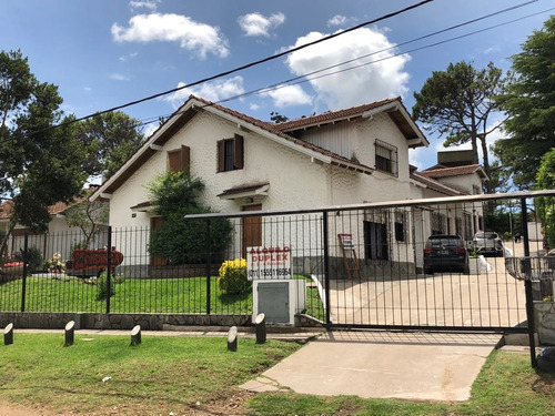 Imagen 2 de 14 de Zondinga - Duplex 5/6 Pers - Paseo 123 E/2 Y 3