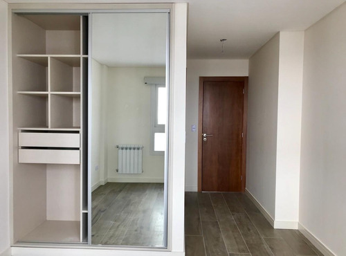 Imagen 10 de 19 de Departamento De 2 Ambientes A Estrenar Con Cochera En Edificio Cronos Xix