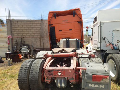 Tractocamion Man
