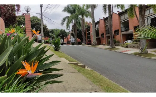 Casa Unifamiliar En Venta El Esmeraldal, Envigado