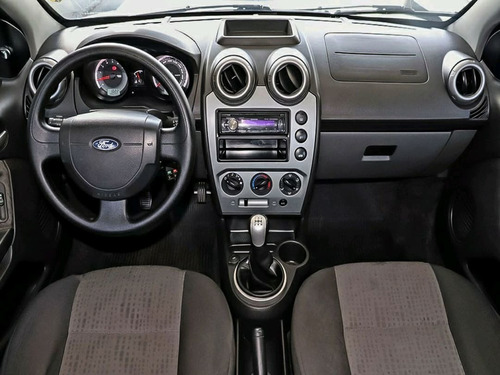 Imagem 10 de 11 de Ford Fiesta Se Plus 1.6 8v Flex