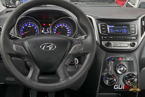 Hyundai HB20S 1.6 Comfort Plus Flex 4p