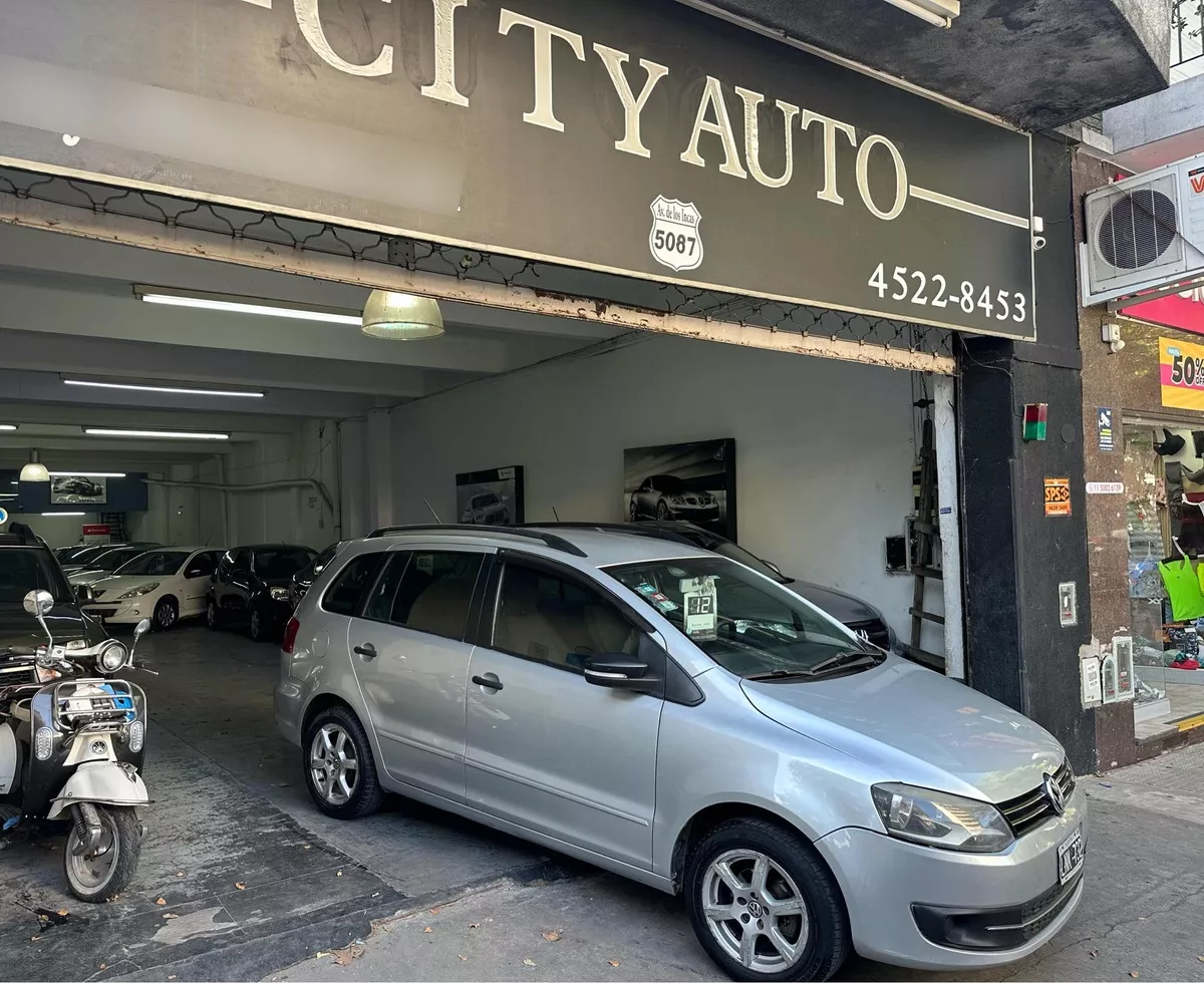 Volkswagen Suran 1.6 Trendline 11b