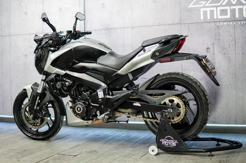 Bajaj Dominar 250 2023