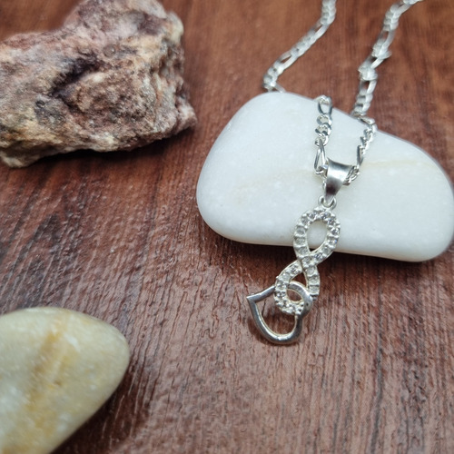 Dije Infinito Corazón Y Cadena Juego De Plata + Color Plateado
