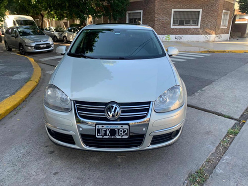 Volkswagen Vento 1.9 I Luxury Dsg