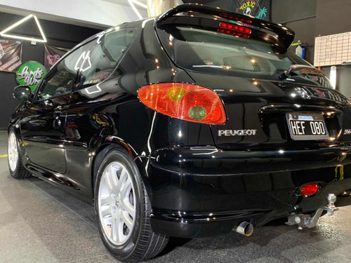 Imagen 8 de 20 de Peugeot 206 2008 1.6 Sw Xs Premium