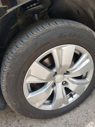 Peugeot 2008 1.6 Allure 2017