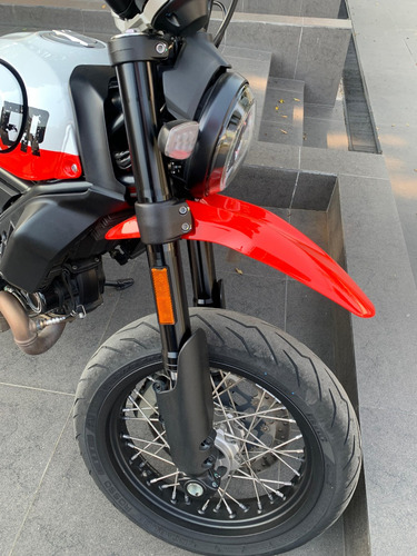 Scrambler Urban Motard Demo 2023