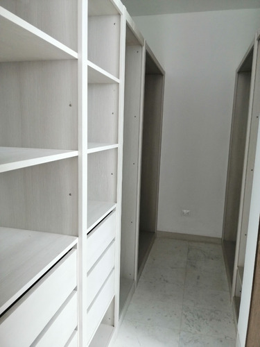 Apartamento En Venta Urb. La Castellana 19672