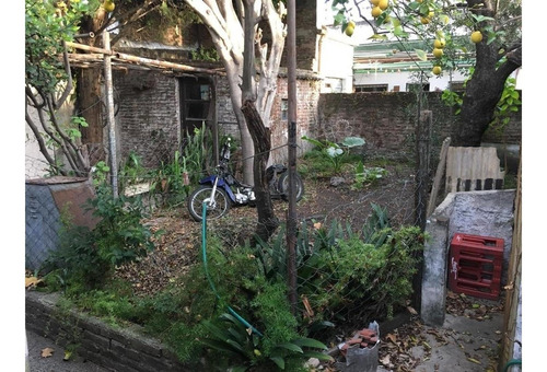 Imagen 20 de 22 de Solido Chalet En 1 Planta Sobre Lote De 225 M2 Y 120 M2 Cubi