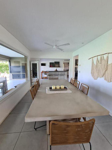 Casa En Venta A La Laguna-villanueva- Barrio San Rafael