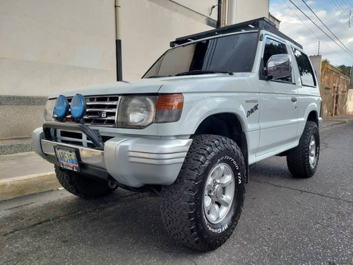 Imagen 1 de 10 de Mitsubishi Montero Dakar