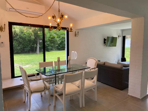 Hermosa Casa A 3 Cuadras De La Playa Con Piscina Climatizada. Ref 6350