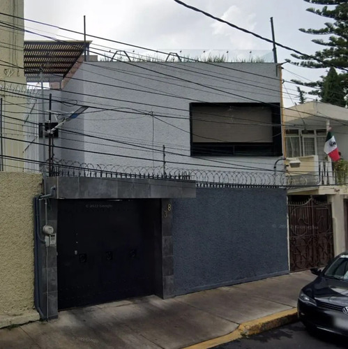 Casa En Venta Coyoacan ¡amplia En El Corazón De Coyoacán!