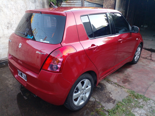 Suzuki Swift Chocado Muy Poco Andando