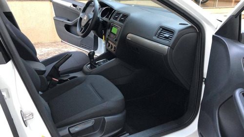 Imagem 7 de 14 de Volkswagen Jetta 2.0 Trendline Flex 4p Tiptronic