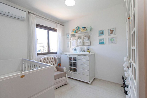 Apartamento 3 Quartos, 1 Suíte, 2 Vagas, Infraestrutura Completa, Vista Para O Guaíba No Menino Deus - 28-im559349