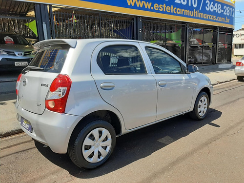 Etios Hatch 1.3 X Flex 2014 Unico Dono