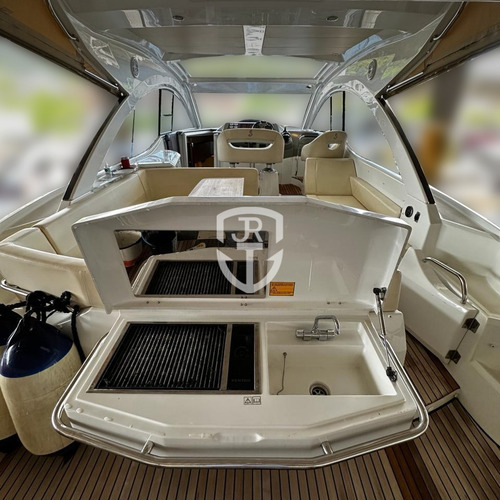 Lancha Beneteau 40 Gt 2017 (com Plataforma Submergível)