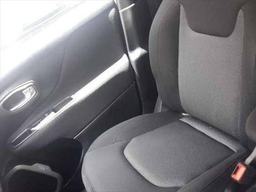 Imagem 8 de 8 de Jeep Renegade 1.8 16v Flex Longitude 4p Automático