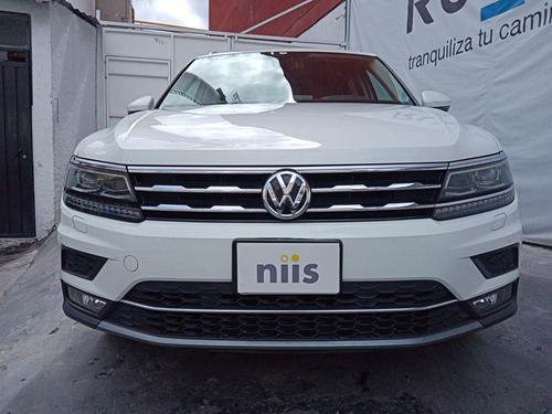 Imagen 13 de 15 de Volkswagen Tiguan 2018 2.0 Highline At