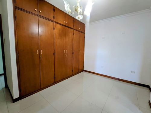 Imagen 16 de 23 de Pent House En Valles De Camoruco, Res. Paraíso J (ata-1105) (eduardo Arcila)