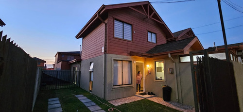 Se Vende Casa En Portal De San Pedro De La Paz