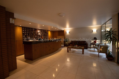 4 Dorm. / 3 Baños / S. Elcano / Colon