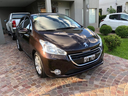 Peugeot 208 Allure 1.6 Techo Solar