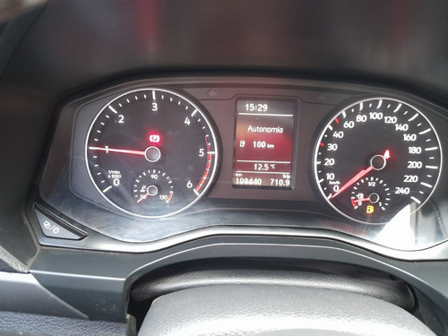Imagen 9 de 15 de Volkswagen Amarok 2.0 Tdi 4x2 Comfortline Automatico 2018
