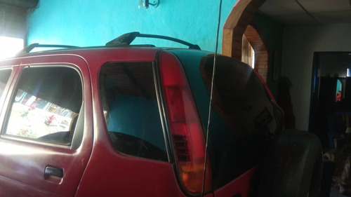 Imagen 7 de 9 de Toyota Terios Sencilla