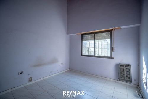 Imagen 15 de 20 de Venta Casa Mas Local Sobre Gran Lote Brcikman 1300