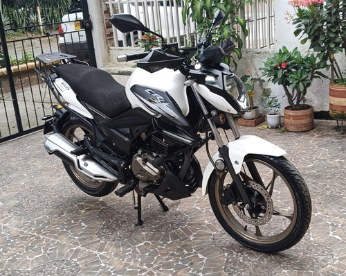 Vendo Moto Cr4 200 Pro Modelo 2.024,