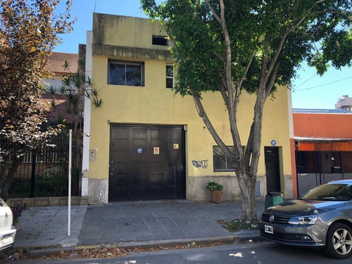 Imagen 1 de 8 de Galpón Ideal P/ Fábrica O Deposito, 400 M², Baños, Vestuarios, Oficinas.