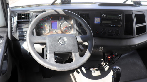 Volkswagen 26.280 - 6x4 Ano 2022 Com Cacamba Facchini 16m3