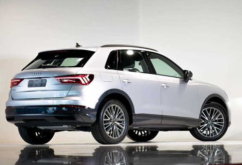 Imagem 6 de 12 de Audi Q3 1.4 Black S 2021